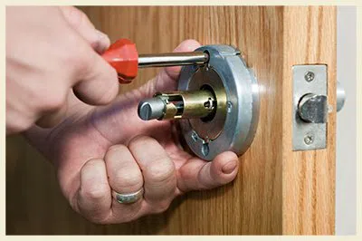 Hinsdale IL Locksmith Store Hinsdale, IL 630-474-2686 - 10-residential-lockouts
